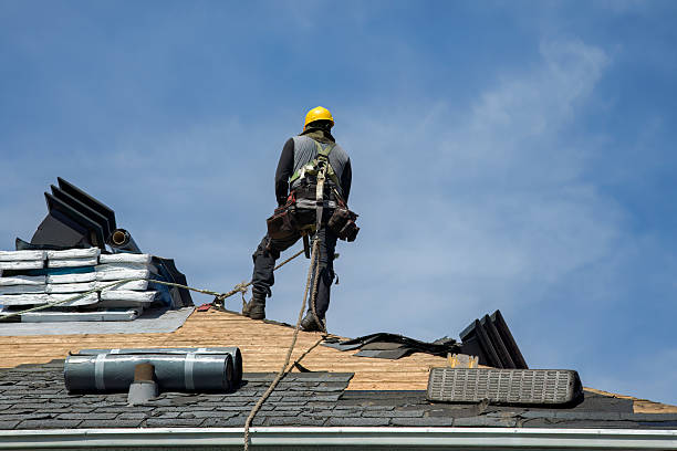 Professional Roof Installation technician working in Rumson, NJ